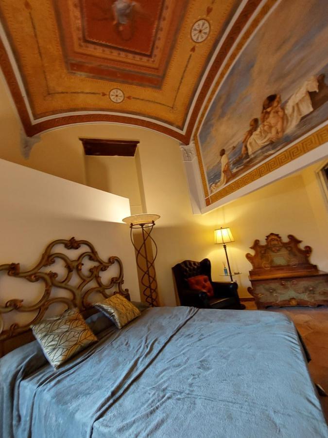 Dimora Storica "Le Stanze Di Dioniso" Vila Nápoles Exterior foto